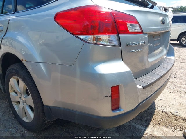Auction sale of the 2012 Subaru Outback 2.5i Premium, vin: 4S4BRCCC2C3221698, lot number: 45771332