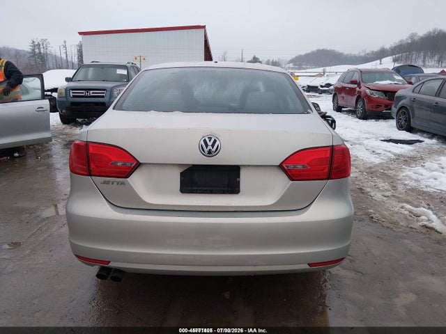 45771405 :رقم المزاد ، 3VW2K7AJ2CM329042 vin ، 2012 Volkswagen Jetta 2.0l S مزاد بيع