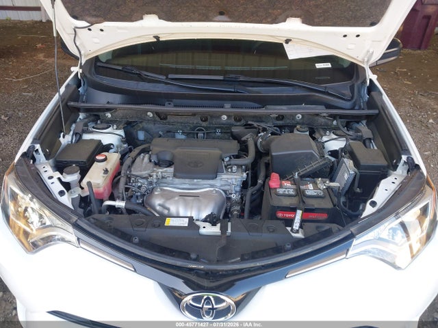 Toyota RAV4 LE 2016 JTMZFREV9GJ082751 Image 10