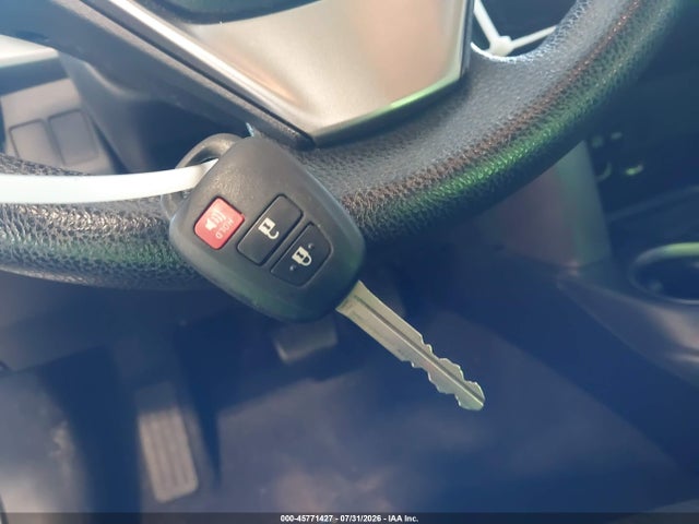 Toyota RAV4 LE 2016 JTMZFREV9GJ082751 Image 11