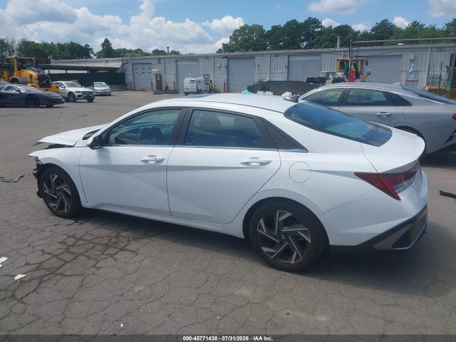 2025 Hyundai Elantra Sel Convenience მანქანა იყიდება აუქციონზე, vin: KMHLS4DG3SU940984, აუქციონის ნომერი: 45771438
