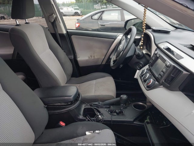 Toyota RAV4 LE 2015 JTMBFREVXFD151509 Image 5