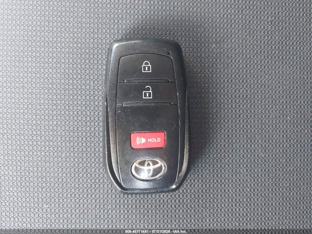 Продажа на аукционе авто 2023 Toyota Corolla Cross Le, vin: 7MUCAABG6PV047718, номер лота: 45771451