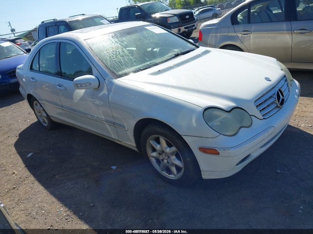45771537 :رقم المزاد ، WDBRF61J43E013100 vin ، 2003 Mercedes-benz C 240 مزاد بيع