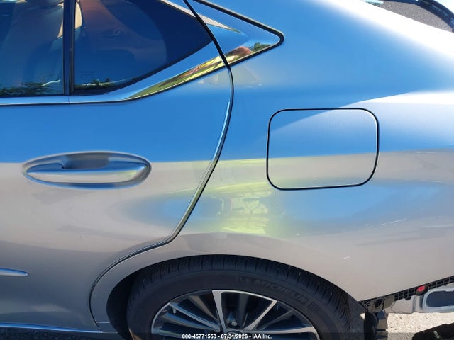45771553 :رقم المزاد ، 58ADA1C14SU071811 vin ، 2025 Lexus Es 300h مزاد بيع