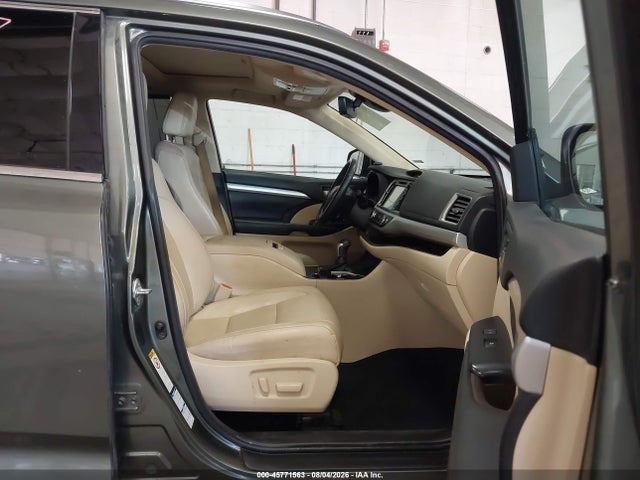 Aukcja sprzedaży 2017 Toyota Highlander Xle, vin: 5TDJZRFH9HS405939, numer aukcji: 45771563
