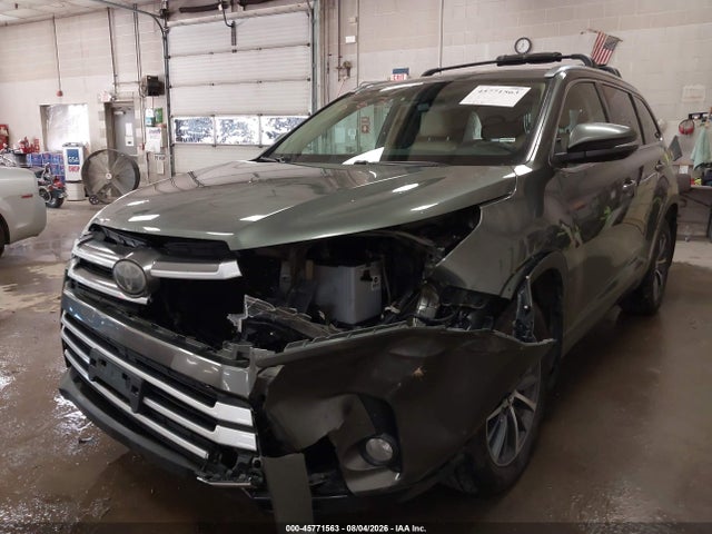 Aukcja sprzedaży 2017 Toyota Highlander Xle, vin: 5TDJZRFH9HS405939, numer aukcji: 45771563