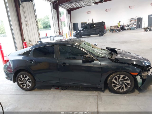 Aukcja sprzedaży 2017 Honda Civic Ex, vin: 19XFC2F76HE011573, numer aukcji: 45771591