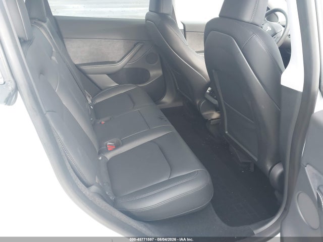 Продаж на аукціоні авто 2023 Tesla Model Y Awd/long Range Dual Motor All-wheel Drive, vin: 7SAYGDEEXPA069526, номер лоту: 45771597