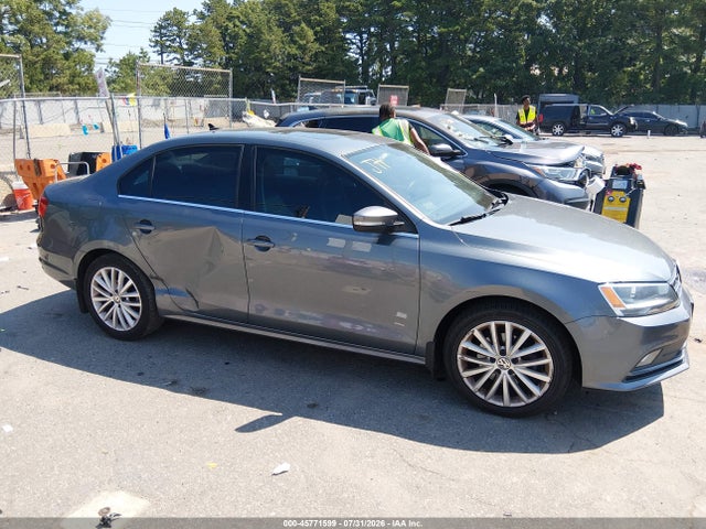 2015 Volkswagen Jetta 1.8t Se მანქანა იყიდება აუქციონზე, vin: 3VWD17AJXFM316815, აუქციონის ნომერი: 45771599