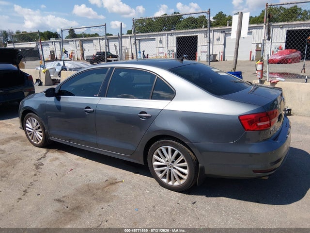 2015 Volkswagen Jetta 1.8t Se მანქანა იყიდება აუქციონზე, vin: 3VWD17AJXFM316815, აუქციონის ნომერი: 45771599