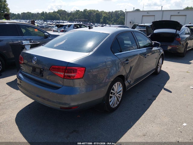 2015 Volkswagen Jetta 1.8t Se მანქანა იყიდება აუქციონზე, vin: 3VWD17AJXFM316815, აუქციონის ნომერი: 45771599