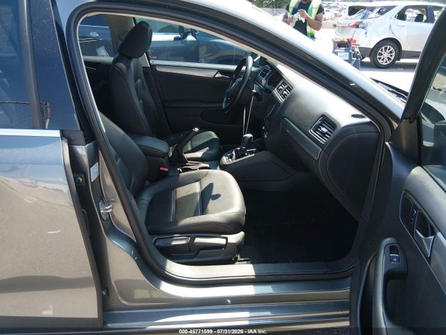 2015 Volkswagen Jetta 1.8t Se მანქანა იყიდება აუქციონზე, vin: 3VWD17AJXFM316815, აუქციონის ნომერი: 45771599