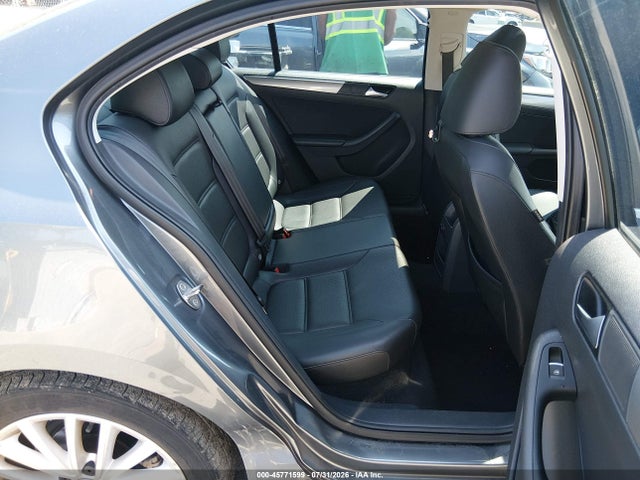 2015 Volkswagen Jetta 1.8t Se მანქანა იყიდება აუქციონზე, vin: 3VWD17AJXFM316815, აუქციონის ნომერი: 45771599