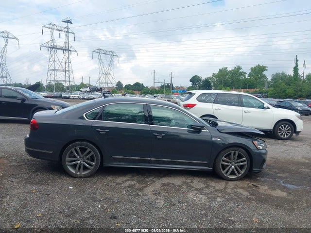 1VWDT7A34HC060042 Volkswagen Passat 1.8t R-line