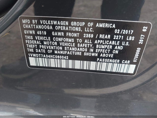 1VWDT7A34HC060042 Volkswagen Passat 1.8t R-line
