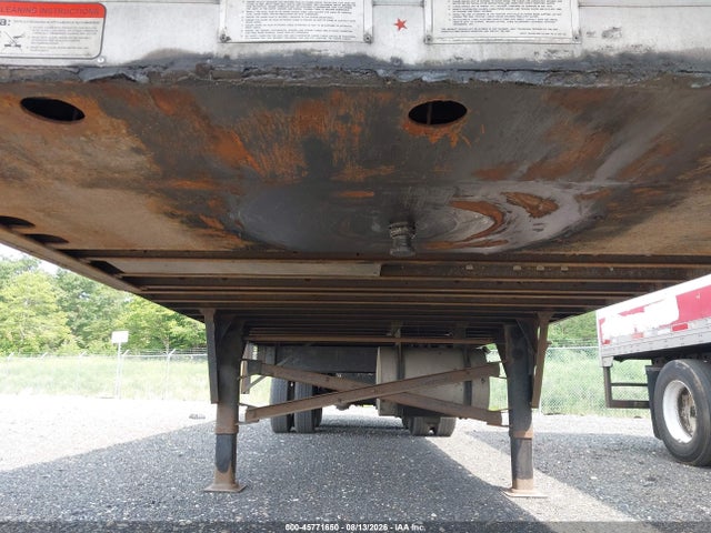 Продажа на аукционе авто 2015 Utility Trailer Mfg Unknown, vin: 1UYVS2369FM393401, номер лота: 45771650