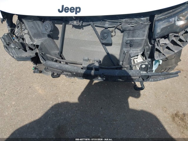 45771676 :رقم المزاد ، 1C4RJEAG5KC543701 vin ، 2019 Jeep Grand Cherokee Upland 4x2 مزاد بيع