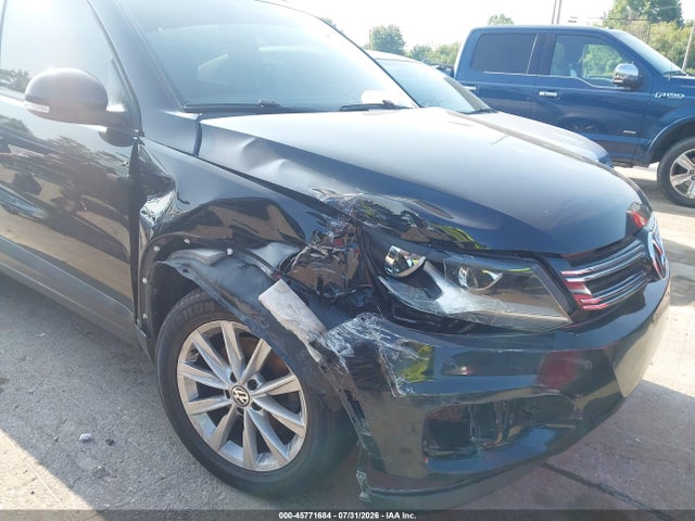 2018 Volkswagen Tiguan Limited 2.0t მანქანა იყიდება აუქციონზე, vin: WVGAV7AX3JK003759, აუქციონის ნომერი: 45771684