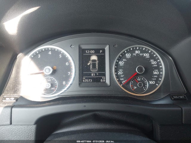2018 Volkswagen Tiguan Limited 2.0t მანქანა იყიდება აუქციონზე, vin: WVGAV7AX3JK003759, აუქციონის ნომერი: 45771684