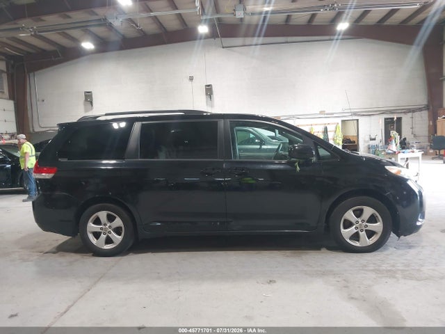 Aukcja sprzedaży 2014 Toyota Sienna Le V6 8 Passenger, vin: 5TDKK3DC6ES420729, numer aukcji: 45771701
