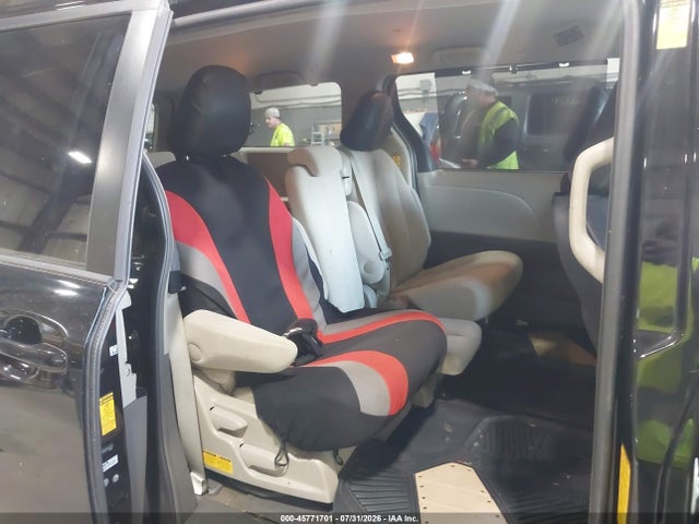 Aukcja sprzedaży 2014 Toyota Sienna Le V6 8 Passenger, vin: 5TDKK3DC6ES420729, numer aukcji: 45771701
