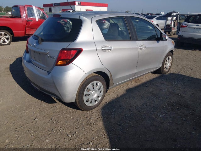 2015 Toyota Yaris L მანქანა იყიდება აუქციონზე, vin: VNKKTUD31FA042702, აუქციონის ნომერი: 45771703