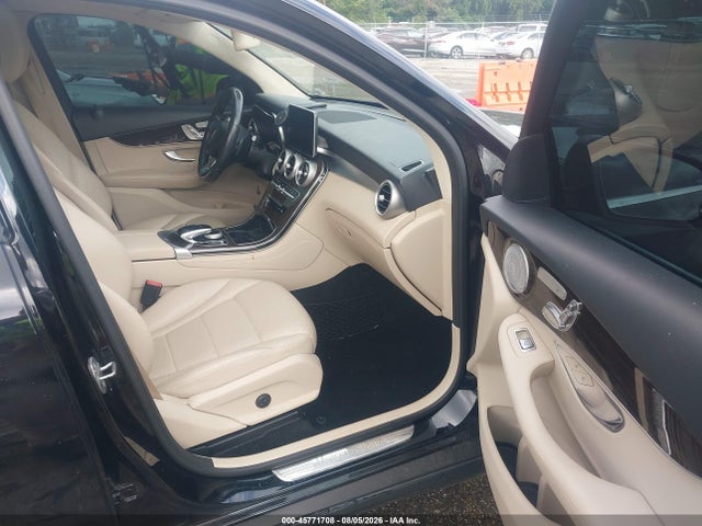WDC0G4KB6JV074894 Mercedes-Benz Glc 300 4matic