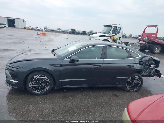 2026 Hyundai Sonata Sel Sport მანქანა იყიდება აუქციონზე, vin: KMHL64JA7TA571392, აუქციონის ნომერი: 45771736