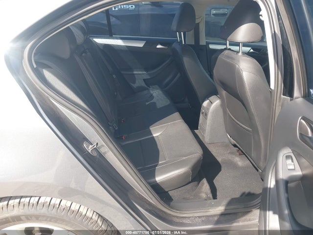 2013 Volkswagen Jetta 2.5l Se მანქანა იყიდება აუქციონზე, vin: 3VWDP7AJ1DM204139, აუქციონის ნომერი: 45771750