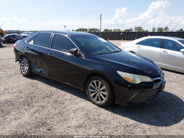 45771817 :رقم المزاد ، 4T1BF1FK7GU552101 vin ، 2016 Toyota Camry Xle مزاد بيع