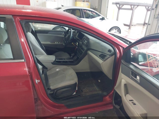 Продажа на аукционе авто 2017 Hyundai Sonata, vin: 5NPE24AF2HH531287, номер лота: 45771823