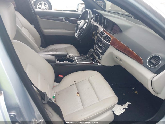 Продаж на аукціоні авто 2014 Mercedes-benz C 250 Sport, vin: WDDGF4HB1EG211321, номер лоту: 45771837