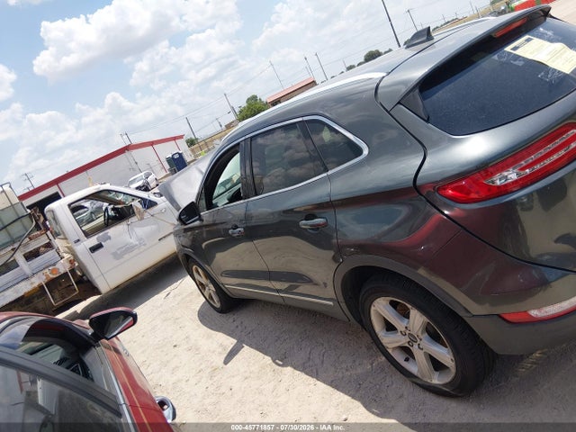 45771857 :رقم المزاد ، 5LMCJ1C96HUL61773 vin ، 2017 Lincoln Mkc Premiere مزاد بيع