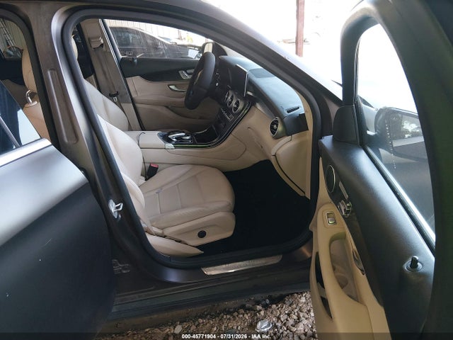 Aukcja sprzedaży 2016 Mercedes-benz Glc 300, vin: WDC0G4JB3GF020800, numer aukcji: 45771904