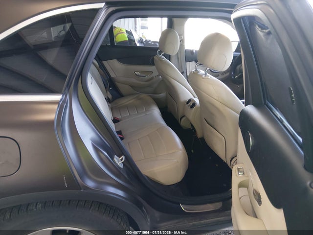 Aukcja sprzedaży 2016 Mercedes-benz Glc 300, vin: WDC0G4JB3GF020800, numer aukcji: 45771904