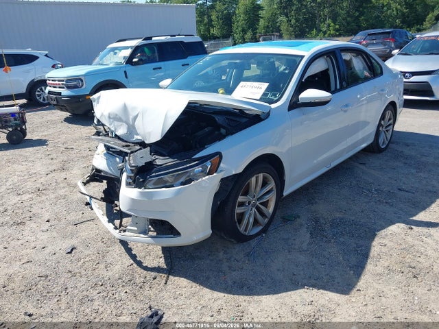1VWLA7A34KC007284 Volkswagen Passat 2.0t Wolfsburg Edition