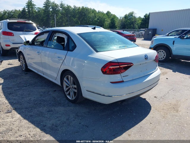 1VWLA7A34KC007284 Volkswagen Passat 2.0t Wolfsburg Edition