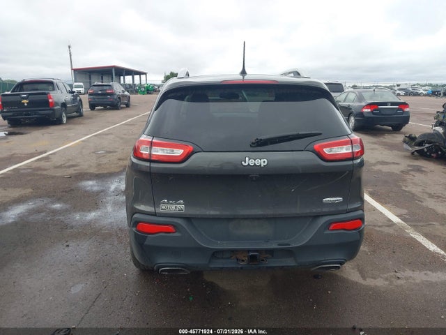 45771924 :رقم المزاد ، 1C4PJMCS0HW613115 vin ، 2017 Jeep Cherokee Latitude مزاد بيع