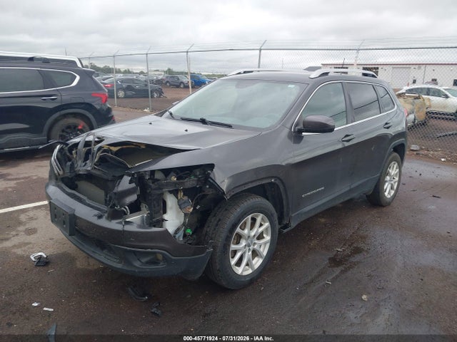 45771924 :رقم المزاد ، 1C4PJMCS0HW613115 vin ، 2017 Jeep Cherokee Latitude مزاد بيع