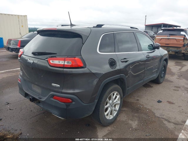 45771924 :رقم المزاد ، 1C4PJMCS0HW613115 vin ، 2017 Jeep Cherokee Latitude مزاد بيع