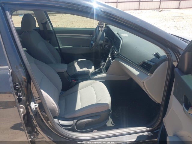 Продаж на аукціоні авто 2020 Hyundai Elantra Se, vin: 5NPD74LF1LH524219, номер лоту: 45771938