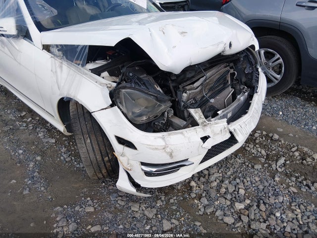 Продажа на аукционе авто 2014 Mercedes-benz C 250 Sport, vin: WDDGF4HB2EA954086, номер лота: 45771983