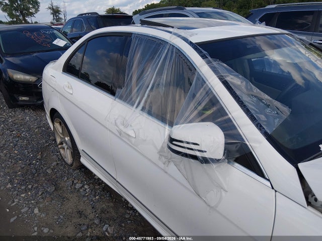 Продажа на аукционе авто 2014 Mercedes-benz C 250 Sport, vin: WDDGF4HB2EA954086, номер лота: 45771983