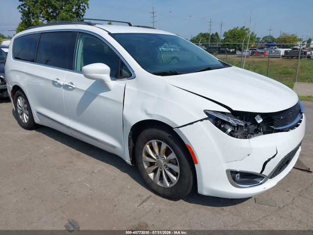 Aukcja sprzedaży 2017 Chrysler Pacifica Touring-l, vin: 2C4RC1BG6HR520736, numer aukcji: 45772030