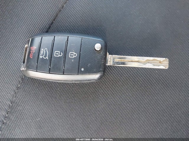 KIA SOUL + 2017 KNDJP3A52H7451400 Image 11