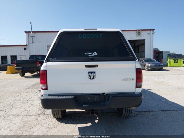 3C63R3GL0HG710518 RAM 3500 Tradesman 4x4 8&#039; Box