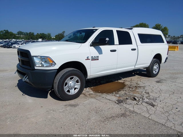 3C63R3GL0HG710518 RAM 3500 Tradesman 4x4 8&#039; Box