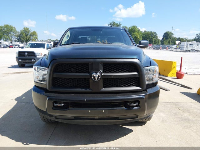 3C6TR5HTXJG343658 RAM 2500 Tradesman 4x4 8&#039; Box