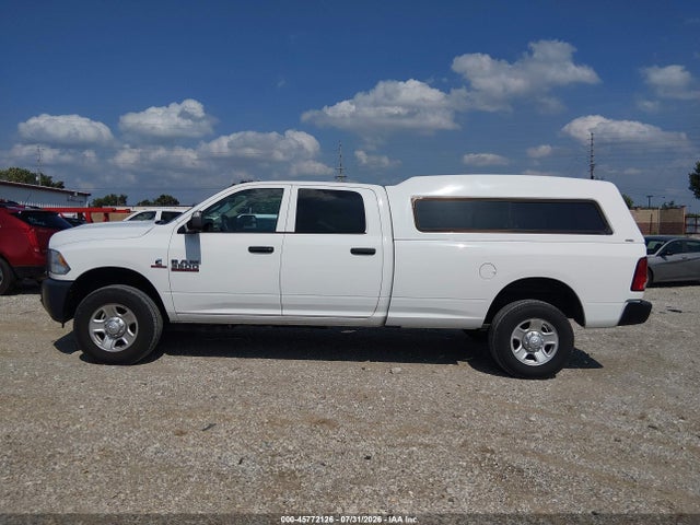 3C63R3GL1HG710513 RAM 3500 Tradesman 4x4 8&#039; Box